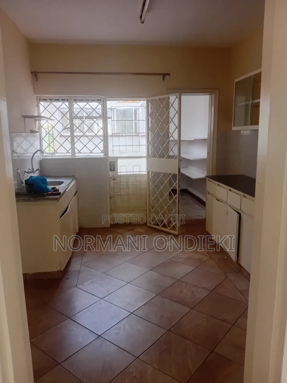 4bdrm Maisonette in Riara Rd, Maziwa for rent