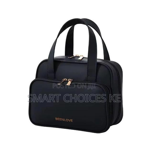 Large Capacity Pu Cosmetics Bag/ Multi Pocket Travel / Make Up Bag - thumbnail 5