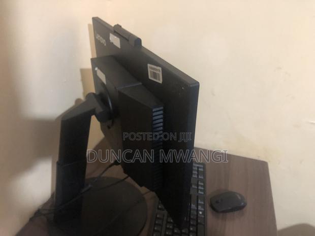 Desktop Computer Lenovo ThinkCentre 22 8GB Intel Core i5 SSD 256GB - thumbnail 4