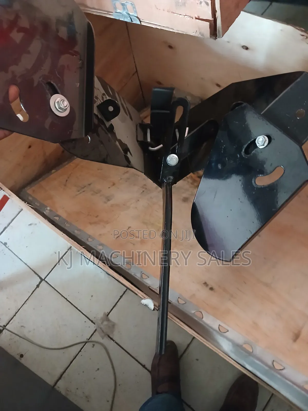 Heavy Duty Adjustable Ridger