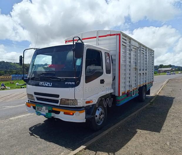 Isuzu FRR 2015 White - thumbnail 5