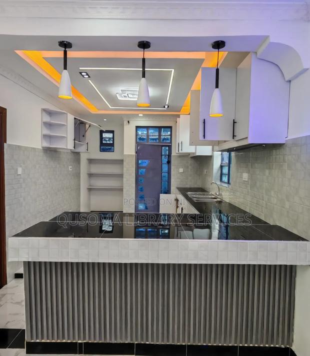3bdrm Bungalow in Kimbo for sale - thumbnail 3