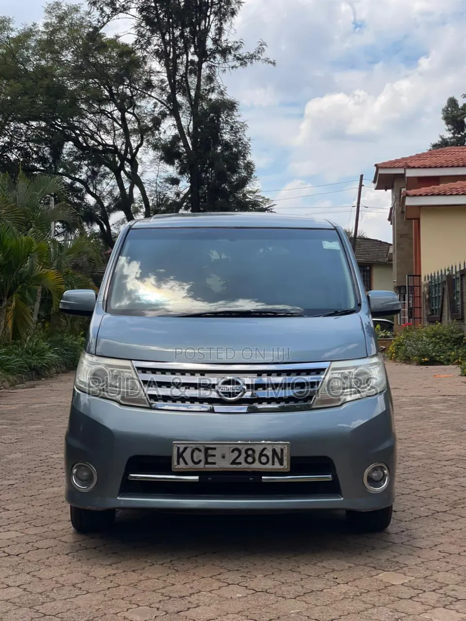 Nissan Serena 2009 Green