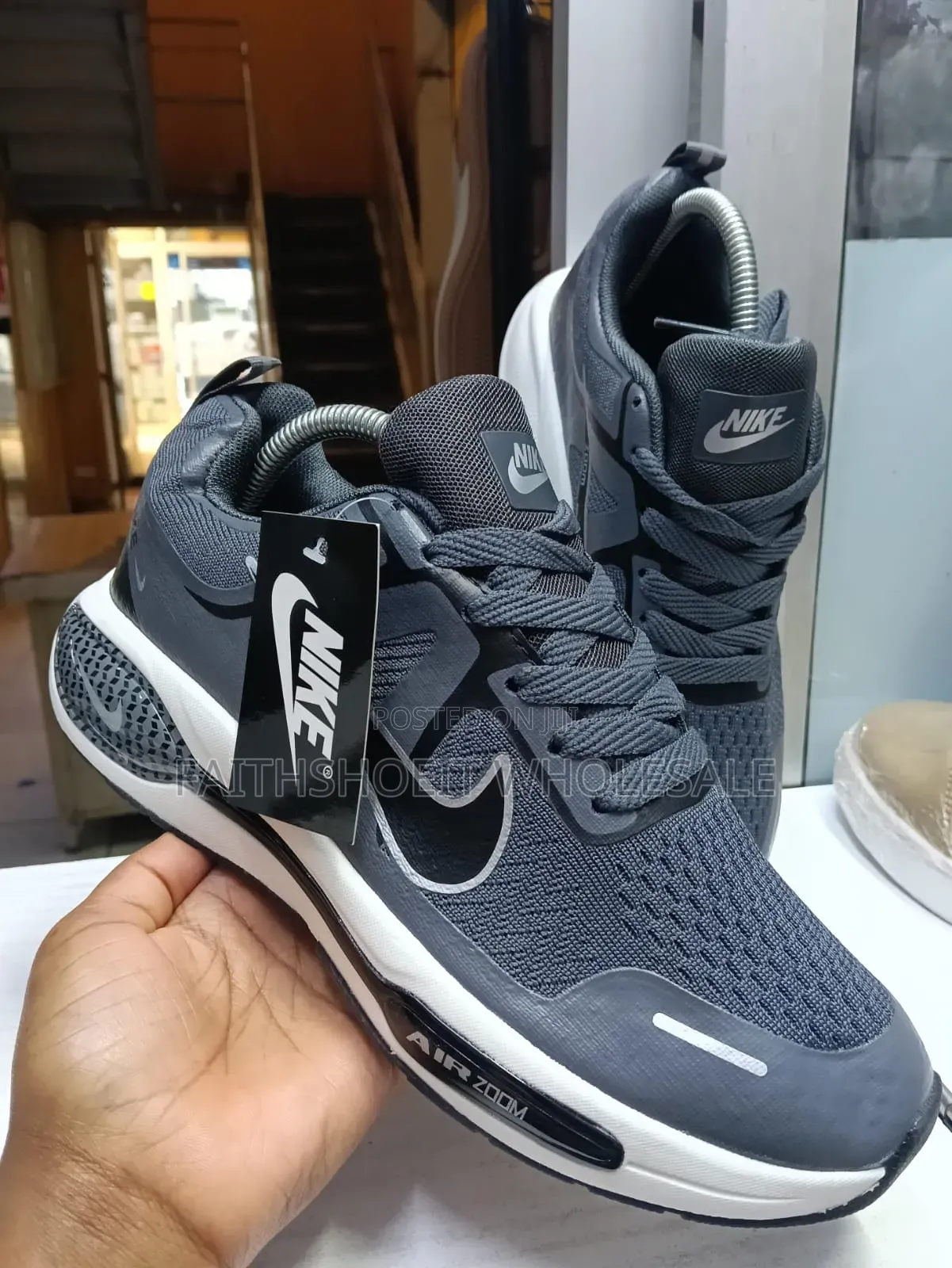 Men's Running Shoes