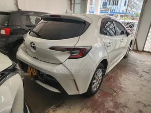 Toyota Corolla 2019 White