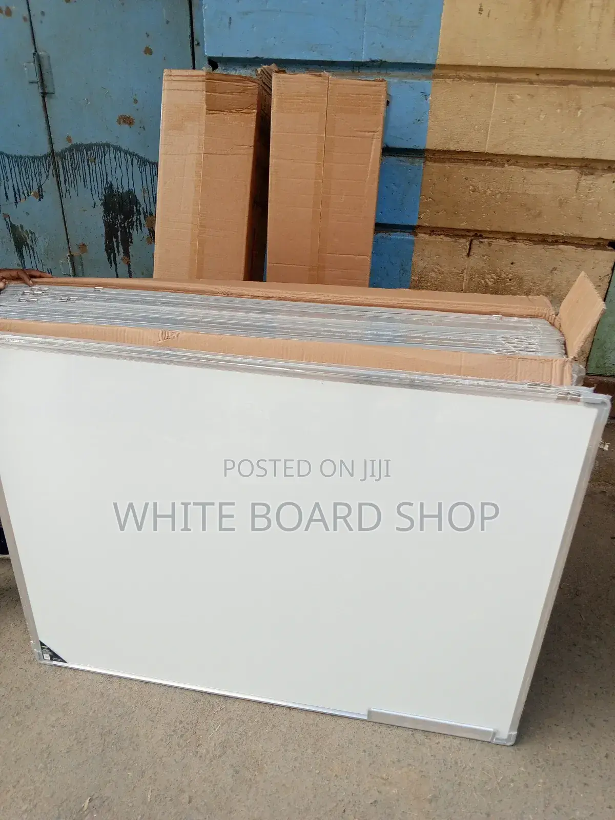 Magnetic Whiteboard 4ft X 3ft – Wholesale Supply in Kenya