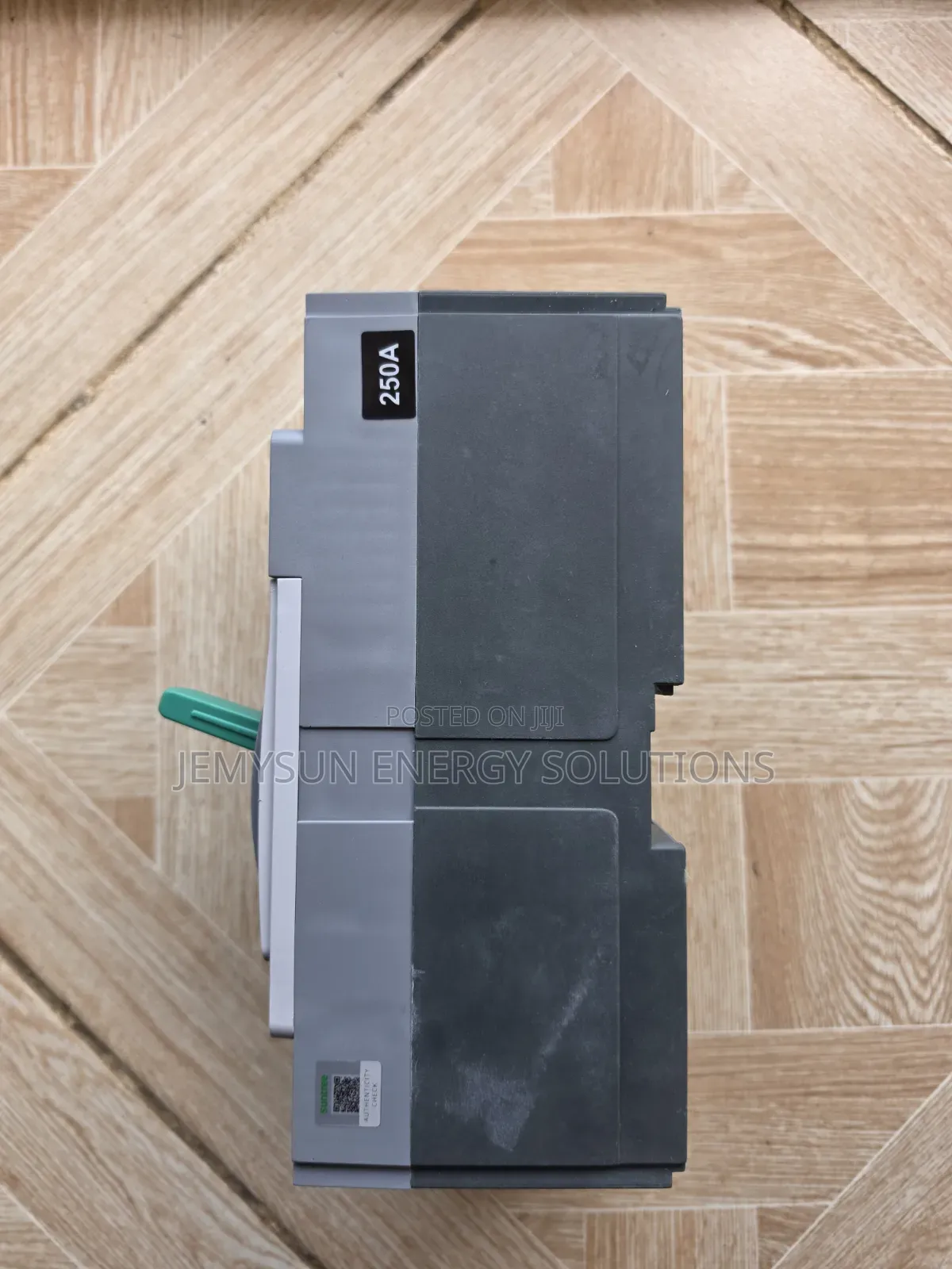 250amps Suntree 1000v Dc McCb Circuit Breaker (Sm8-250hpv/2)