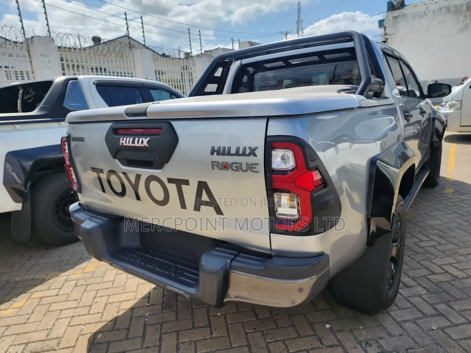 Toyota Hilux 2019 Gray