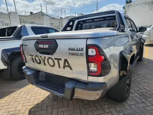 Toyota Hilux 2019 Gray