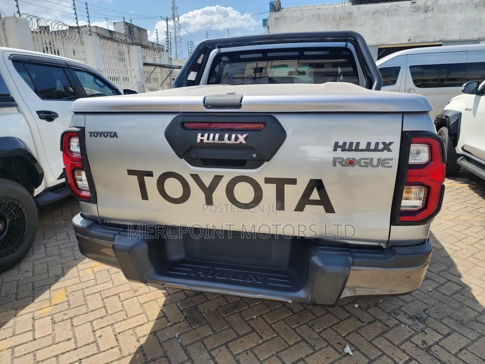 Toyota Hilux 2019 Gray