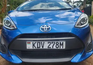 Toyota Aqua 2018 Blue