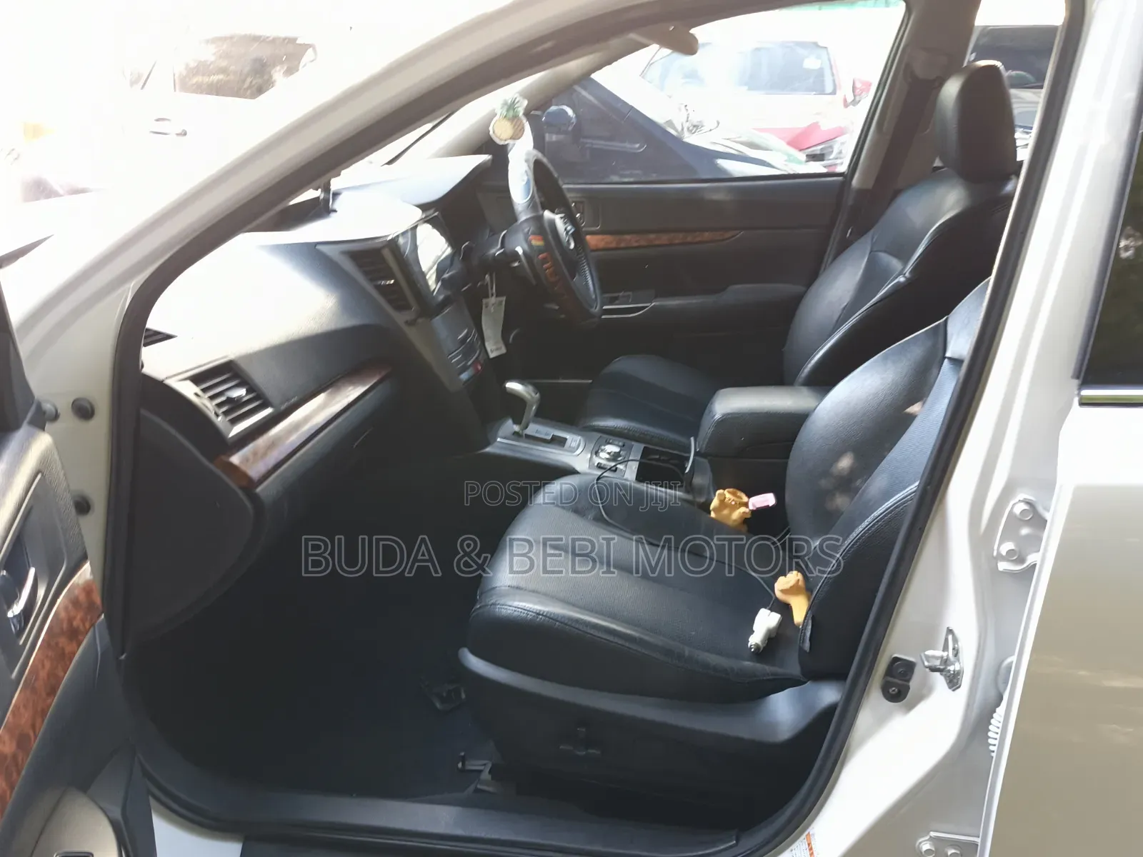 Subaru Legacy 2010 White