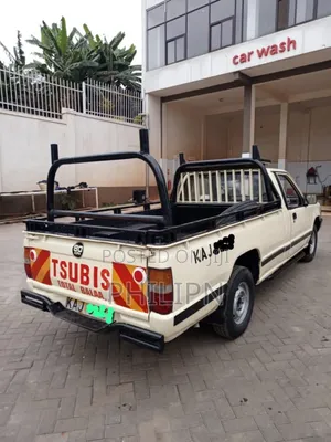 Mitsubishi L200 2004 Beige