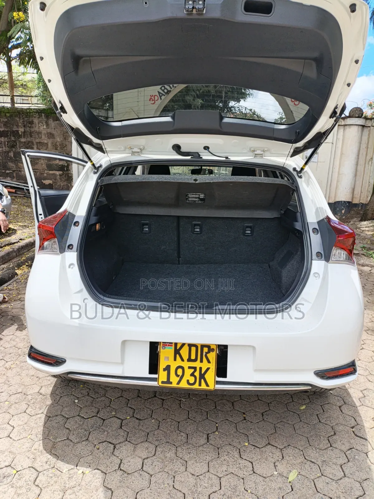 Toyota Auris 2016 White