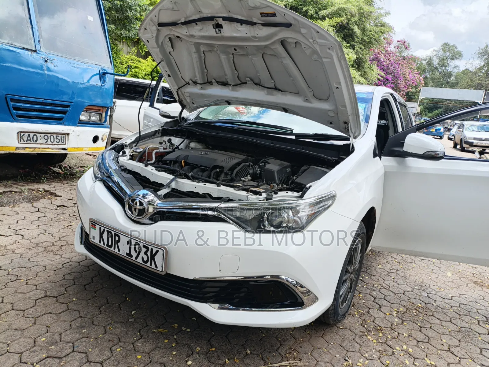 Toyota Auris 2016 White