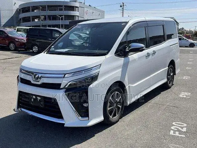 Toyota Voxy 2019 White