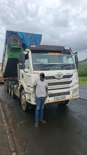 32tonns Tipper For Hire