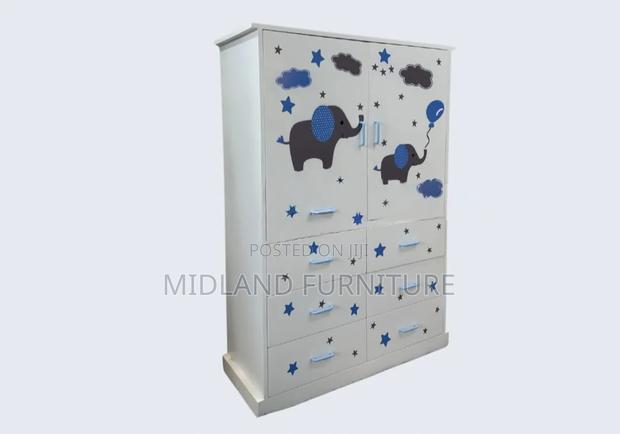 Kidds Drawers / - main view