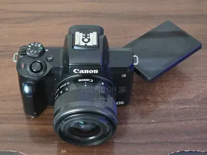 Canon Eos M50 Mirrorless Camera With 15-45mm Lens