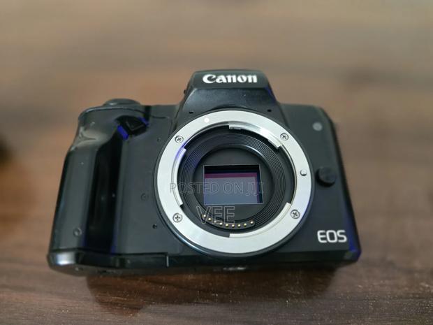 Canon Eos M50 Mirrorless Camera With 15-45mm Lens - thumbnail 8