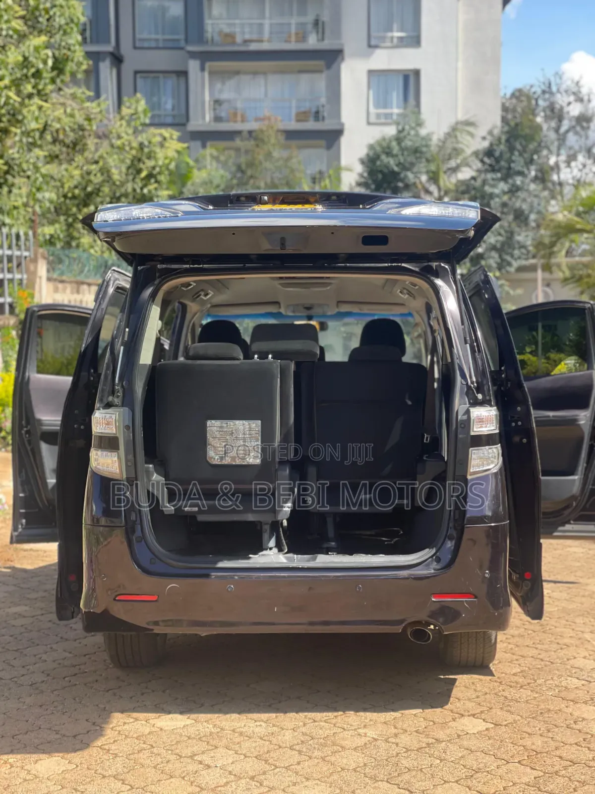 Toyota Vellfire 2010 Black