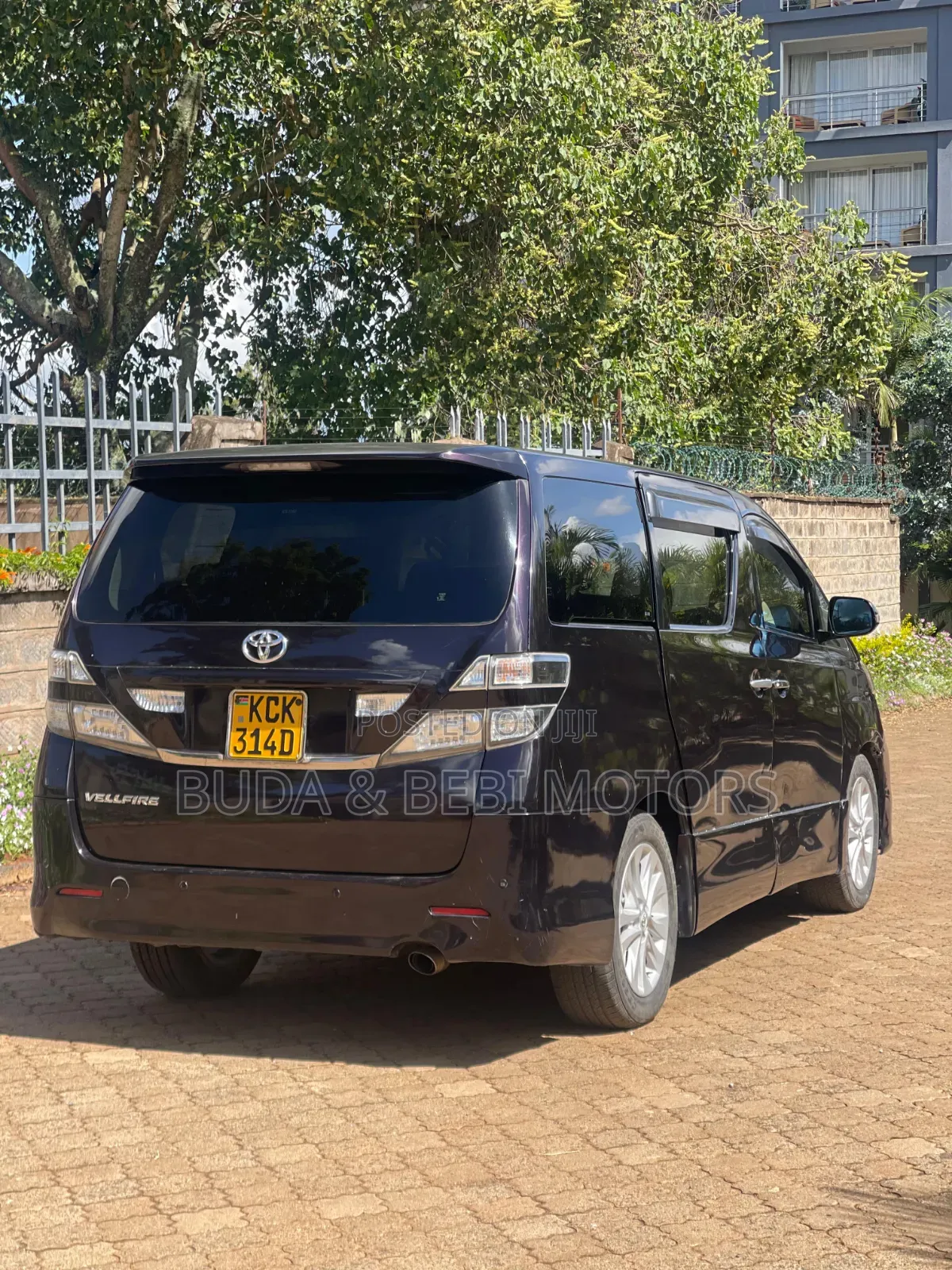 Toyota Vellfire 2010 Black