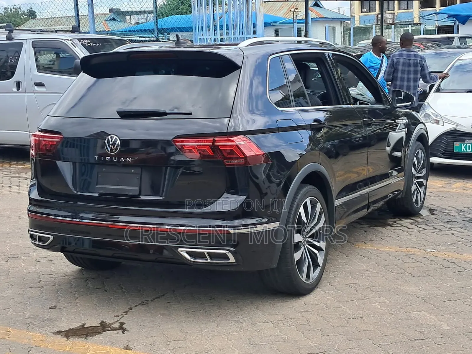 Volkswagen Tiguan 2022 Black