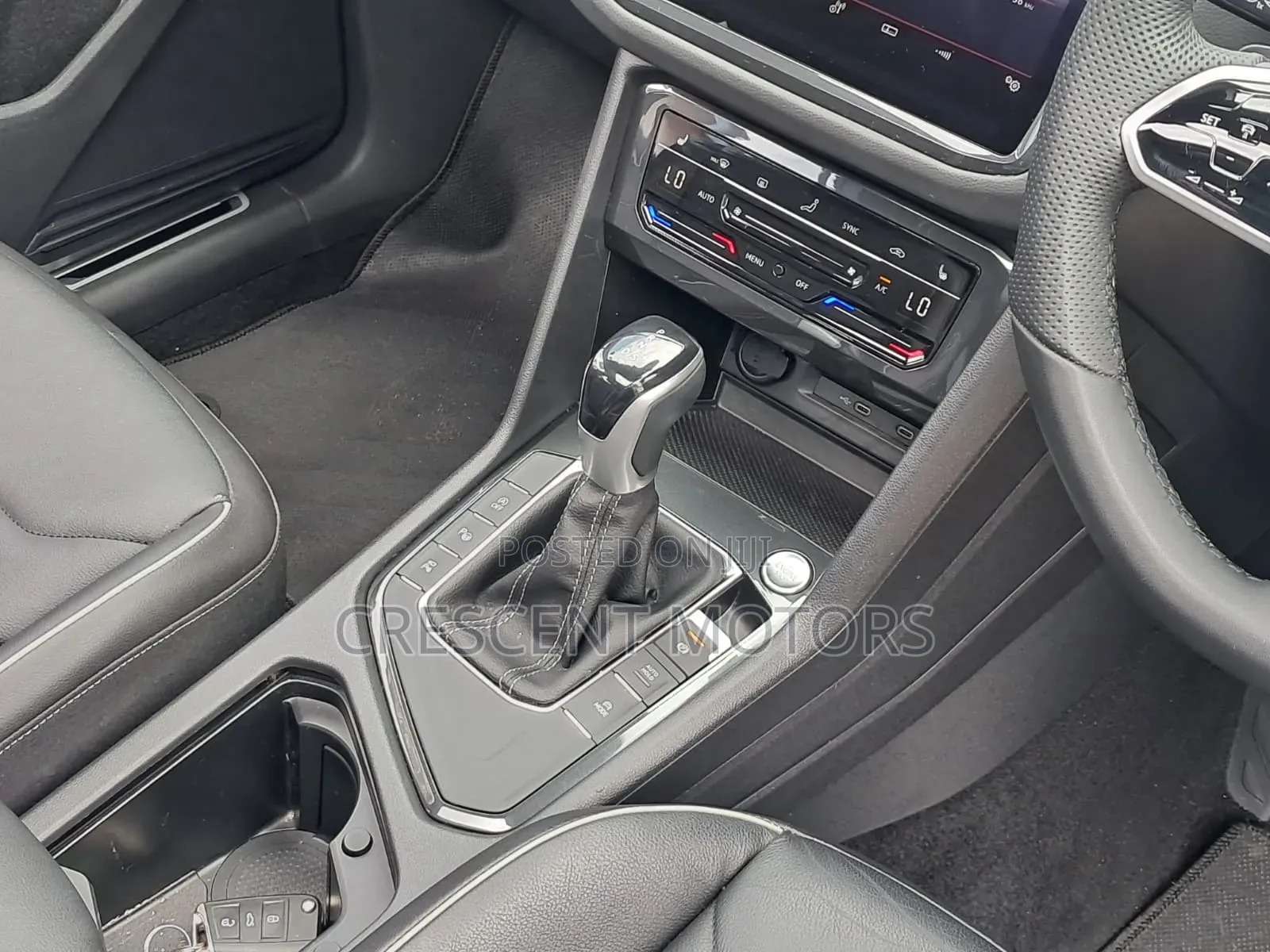 Volkswagen Tiguan 2022 Black