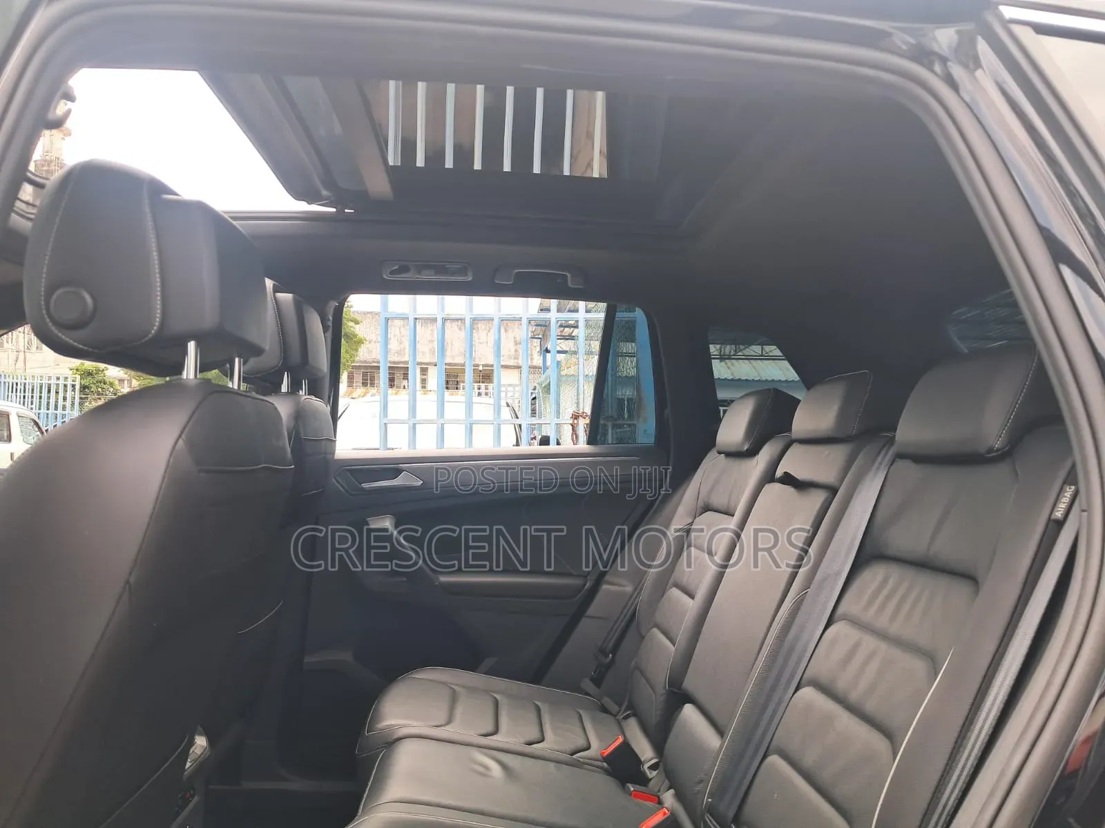 Volkswagen Tiguan 2022 Black