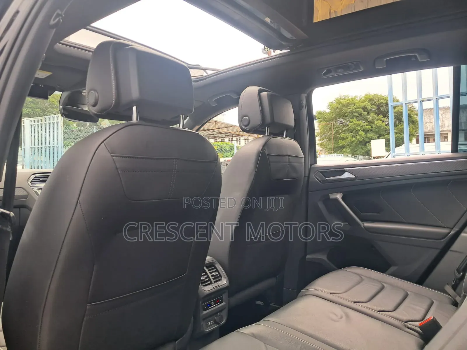 Volkswagen Tiguan 2022 Black
