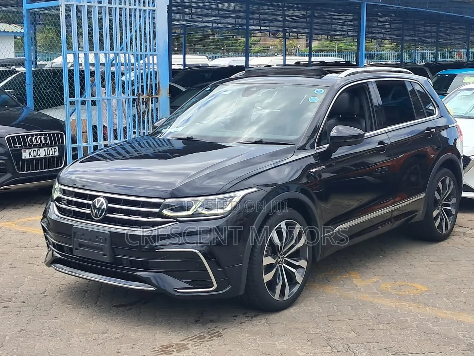 Volkswagen Tiguan 2022 Black