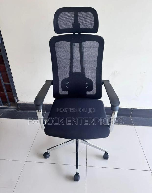 Ergonomic High Back Office Chair - thumbnail 2