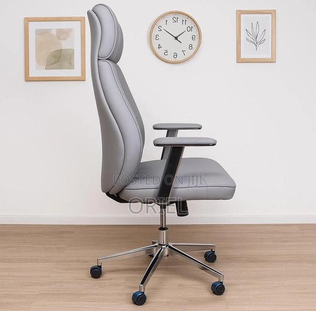 Office Chair ; Executive Gray Office Chair - thumbnail 7