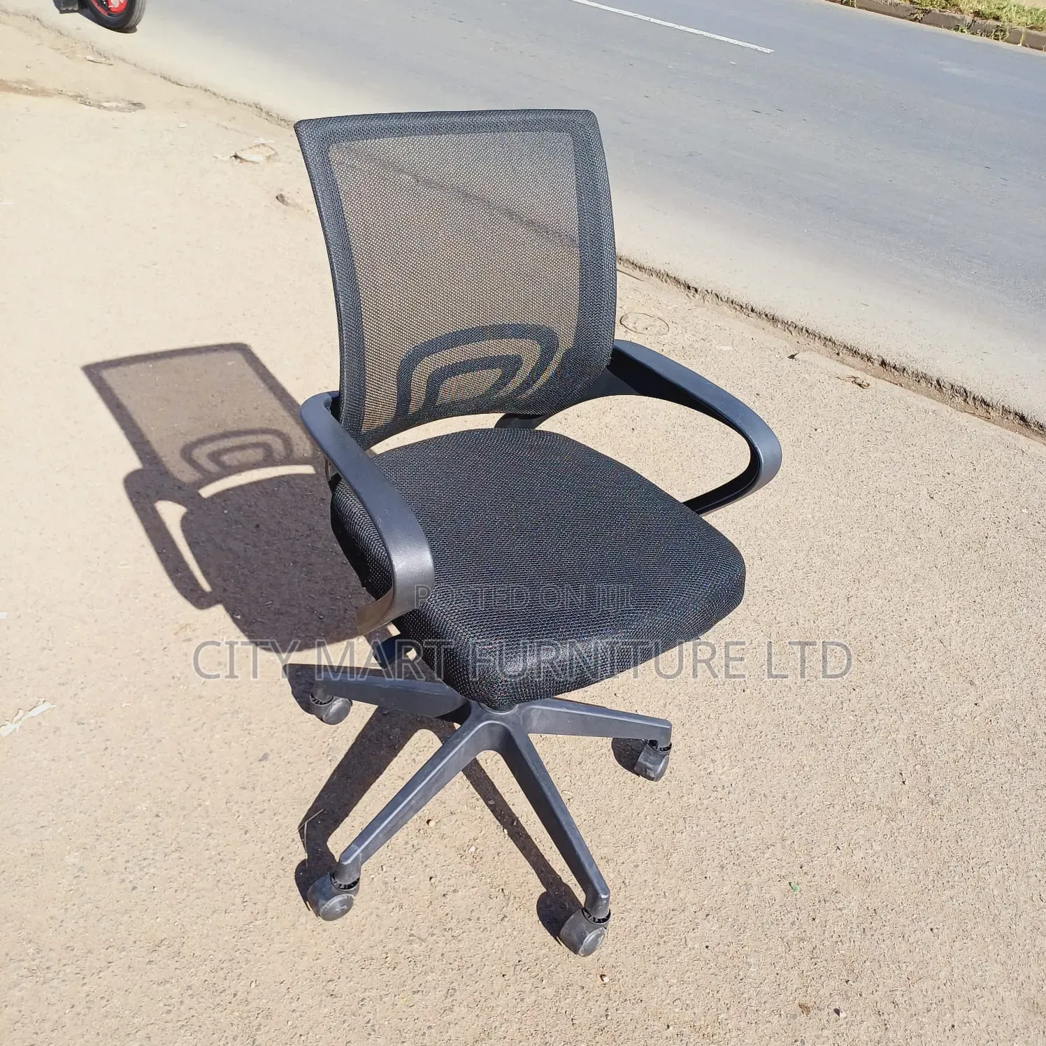 Lightweight Modern Mesh Office Chairs Offers! 