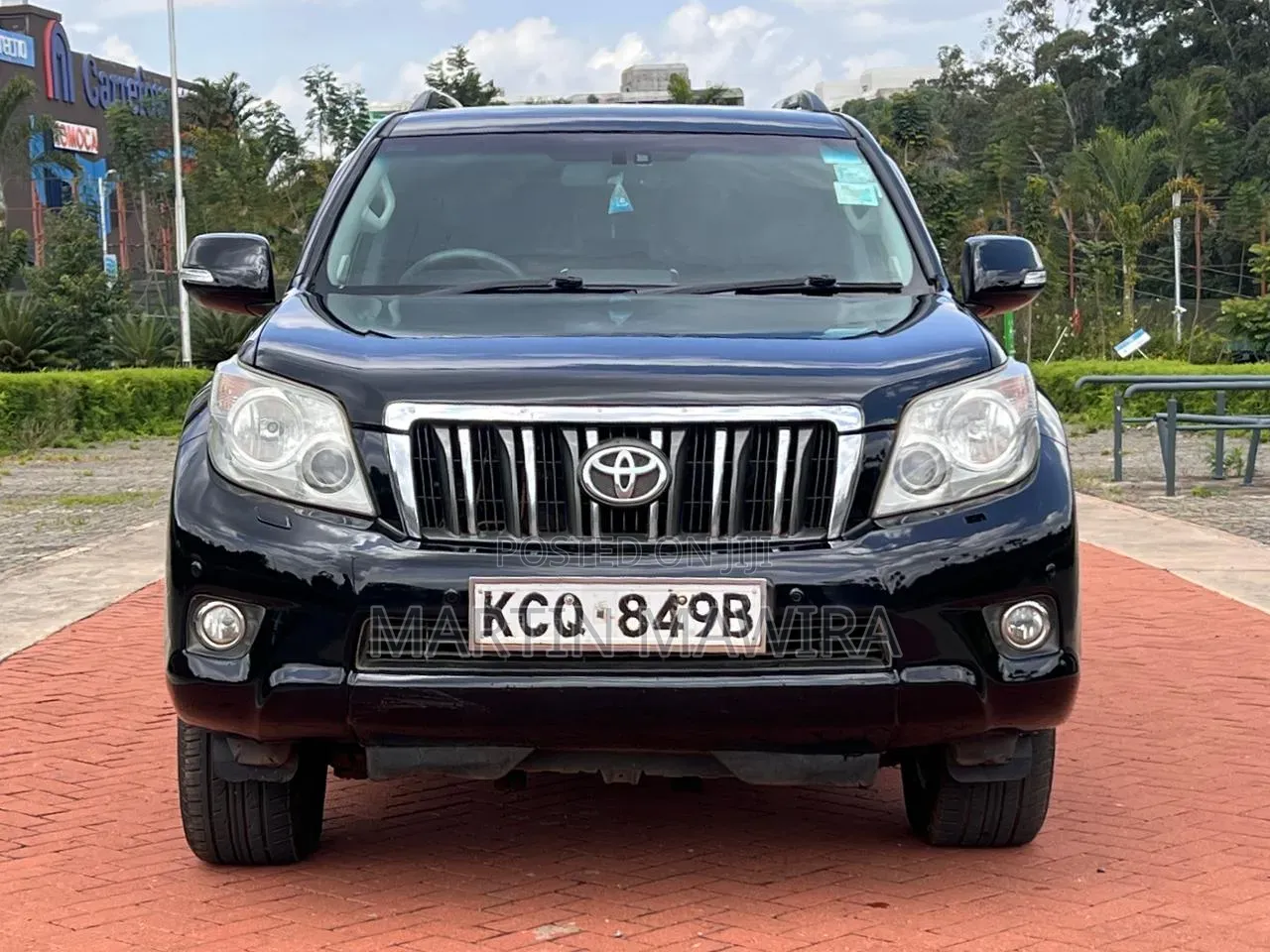 Toyota Land Cruiser Prado 2011 Black