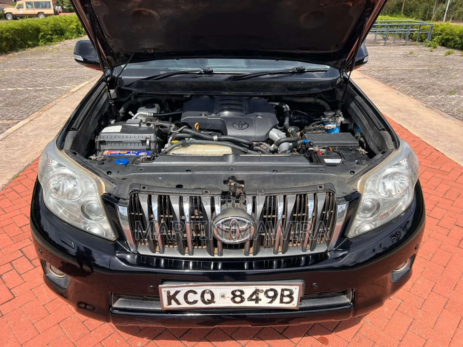 Toyota Land Cruiser Prado 2011 Black