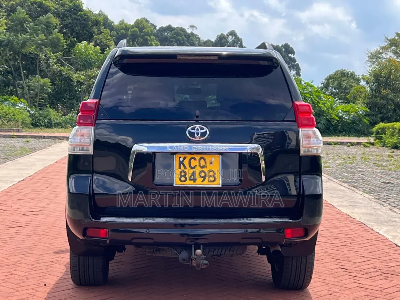 Toyota Land Cruiser Prado 2011 Black