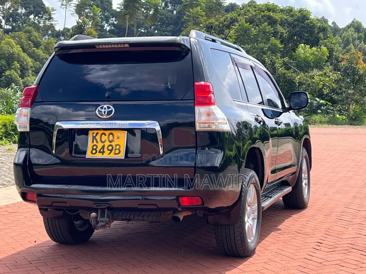 Toyota Land Cruiser Prado 2011 Black