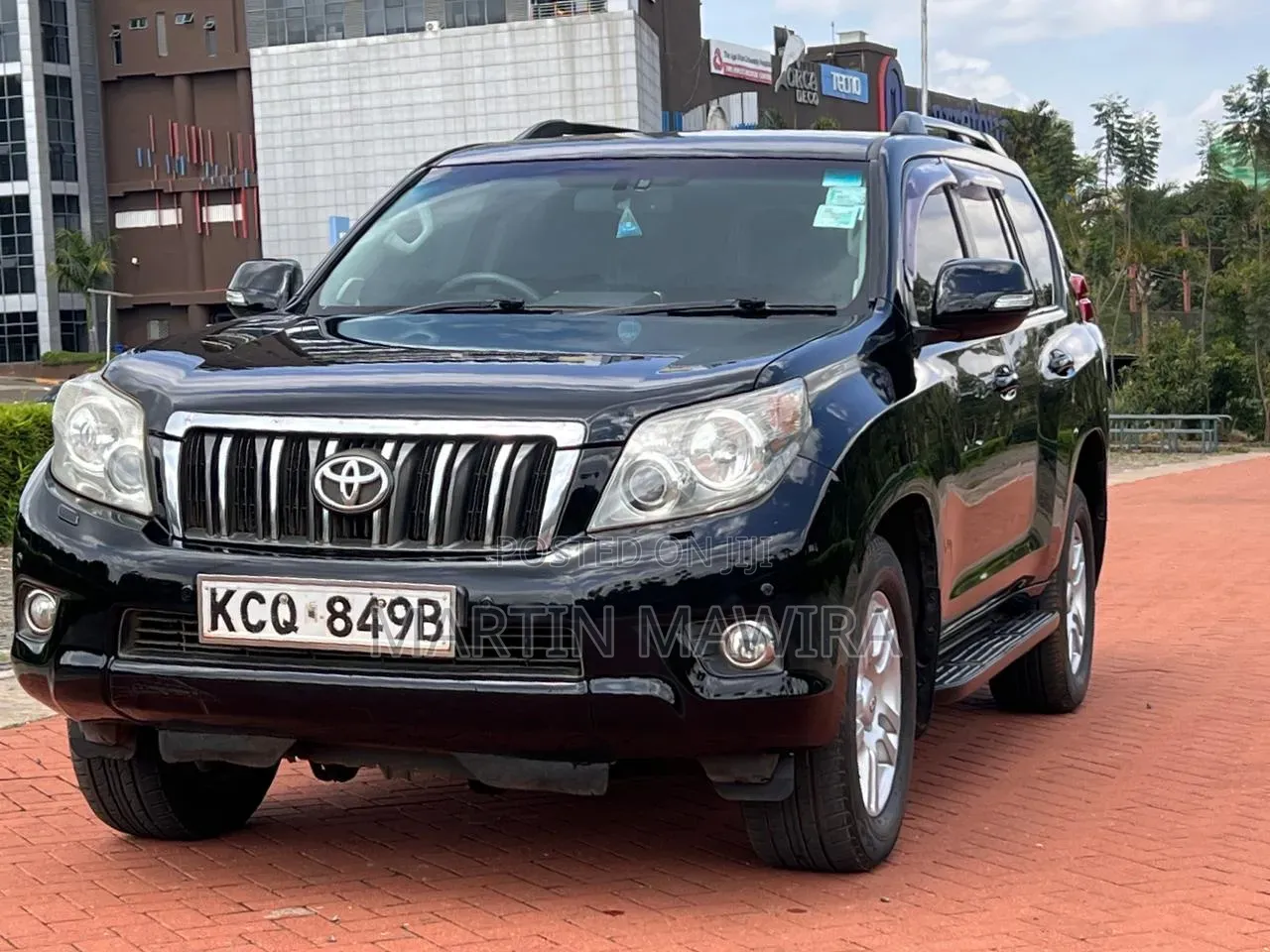 Toyota Land Cruiser Prado 2011 Black