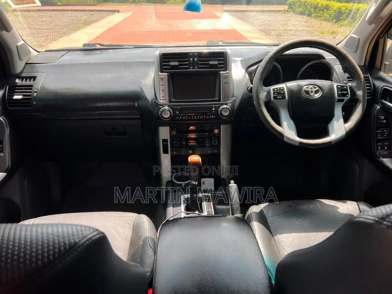 Toyota Land Cruiser Prado 2011 Black