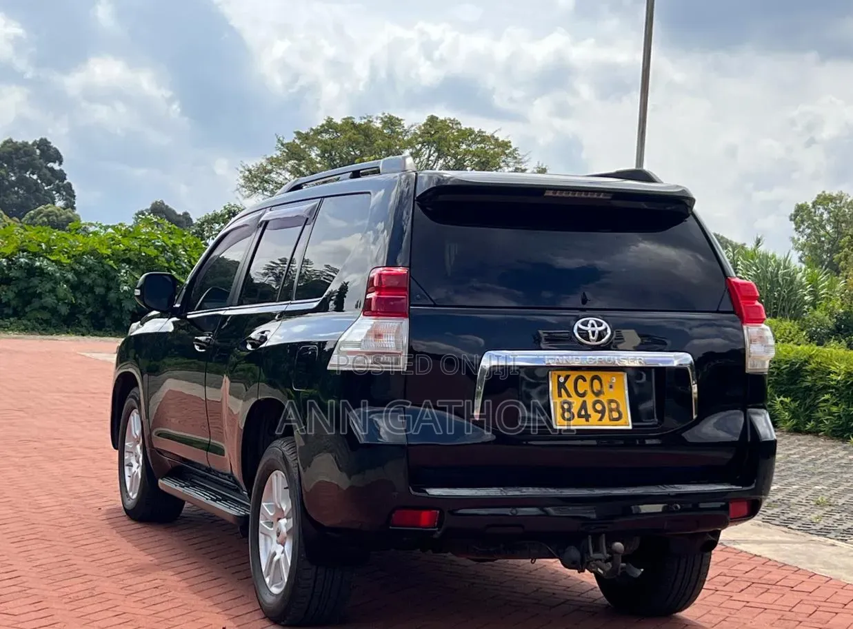 Toyota Land Cruiser Prado 3.0 TD 2011 Black