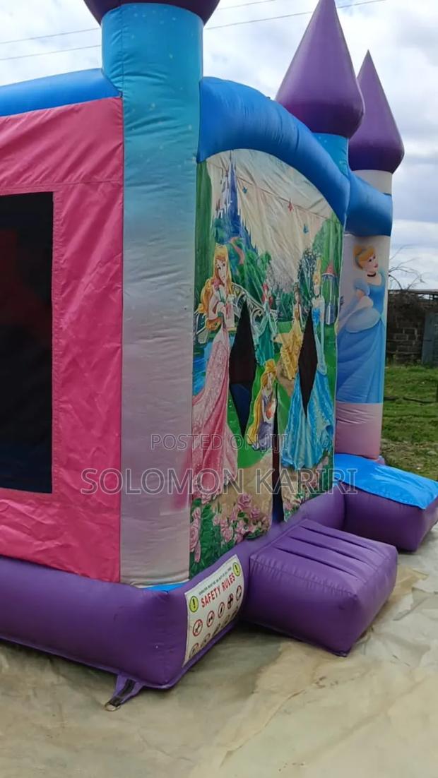 Bouncy Castle - thumbnail 2