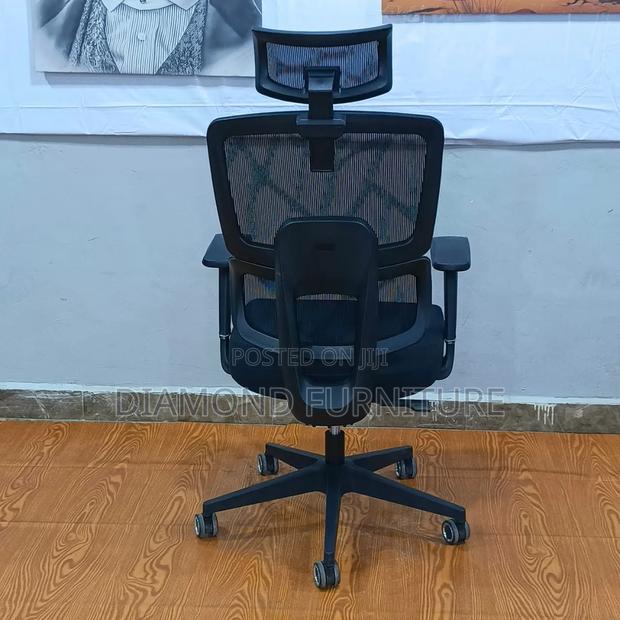 High Back Ergonomic Mesh Office Chair With Headrest Lumbar Support - thumbnail 2