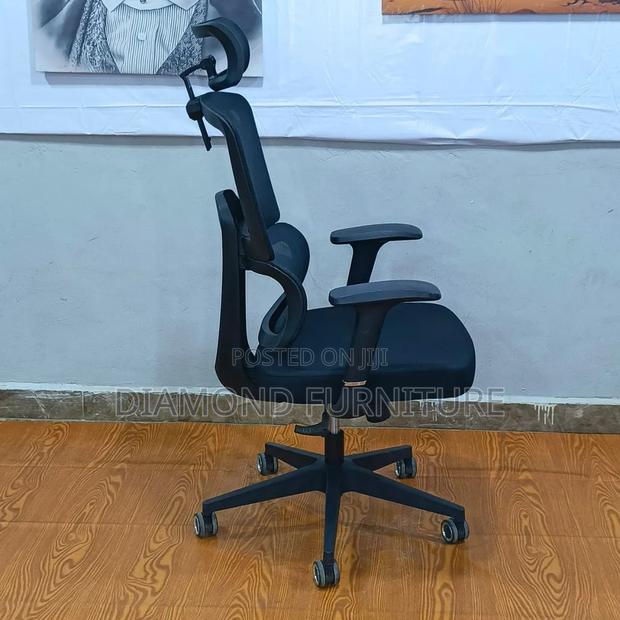 High Back Ergonomic Mesh Office Chair With Headrest Lumbar Support - thumbnail 3