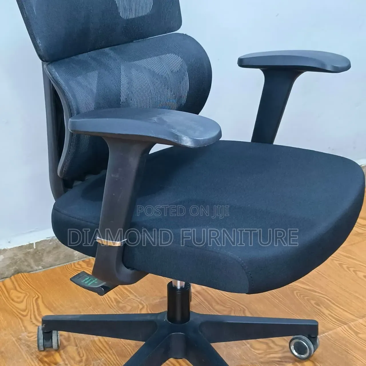 High Back Ergonomic Mesh Office Chair With Headrest Lumbar Support
