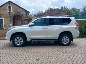 Toyota Land Cruiser Prado 2017 White