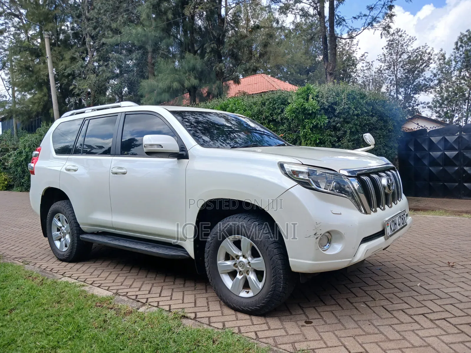 Toyota Land Cruiser Prado 2017 White