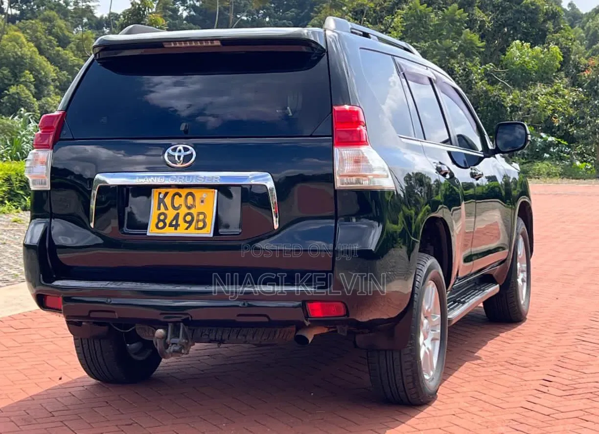 Toyota Land Cruiser Prado 3.0 TD 2011 Black