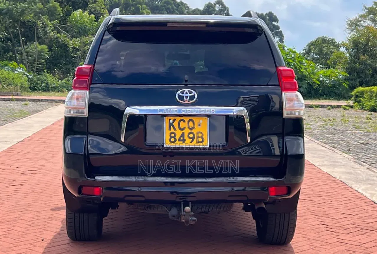 Toyota Land Cruiser Prado 3.0 TD 2011 Black