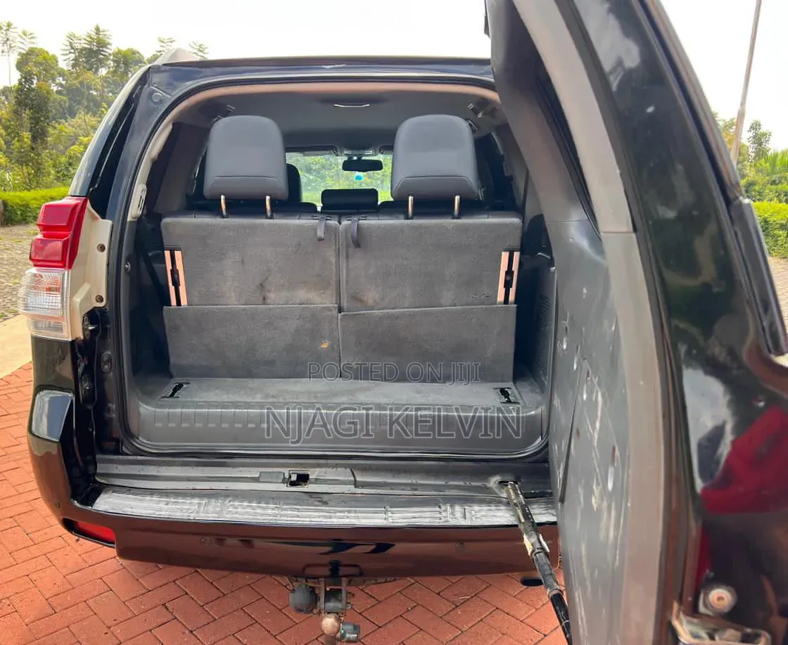 Toyota Land Cruiser Prado 3.0 TD 2011 Black